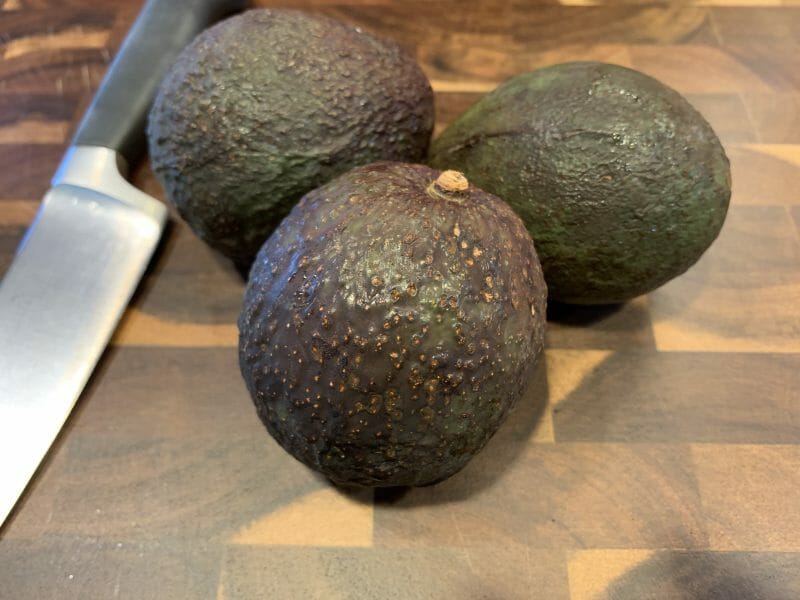 3 ripe avocados