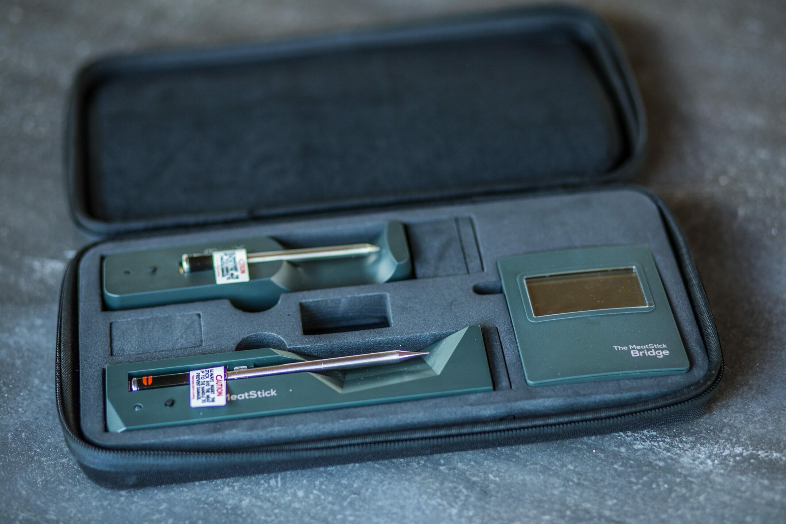 meatstick-5 the MeatStick WiFi Pro combo set carrying case