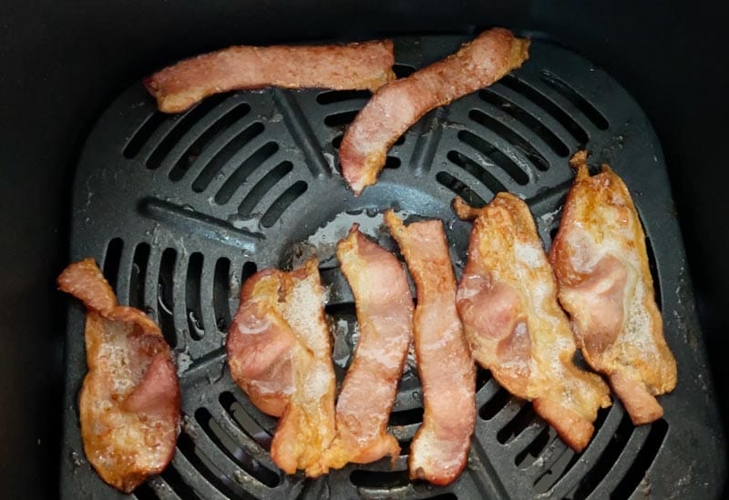 Bacon cooked in the Nuwave Brio 7.25 quart air fryer