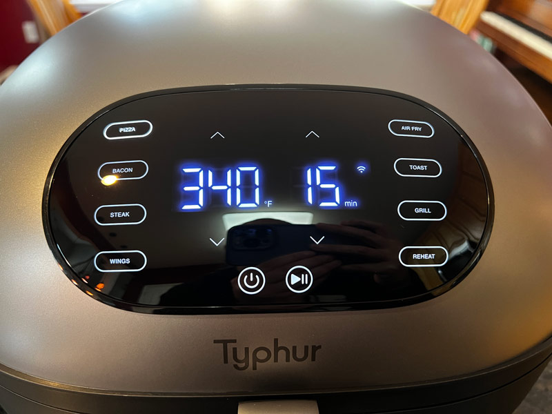 Typhur Dome 2 display