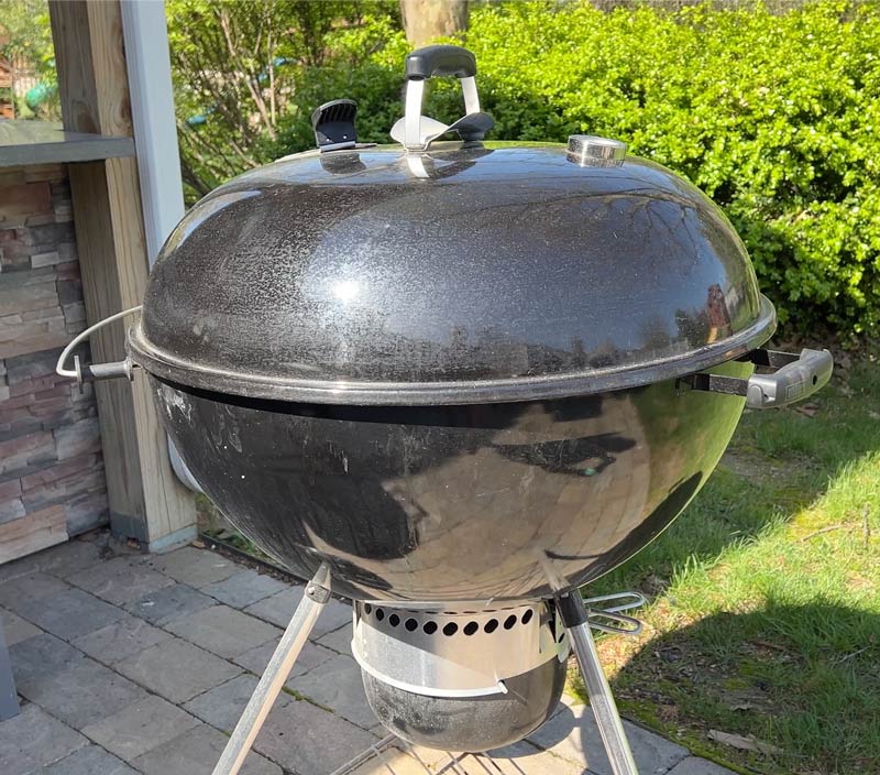The 26" MasterTouch Weber Grill