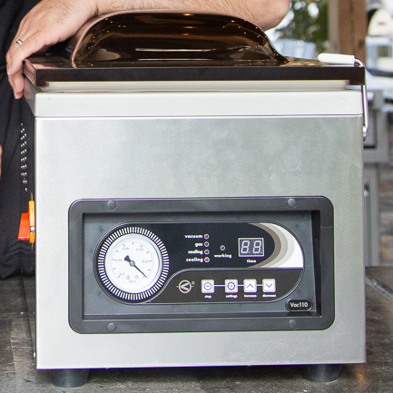 JVR Vac110 chamber vacuum