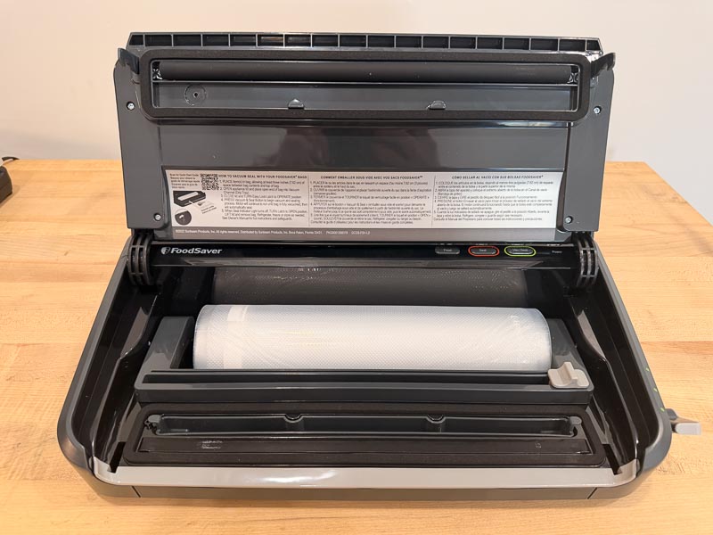 FoodSaver vacuum sealer interior