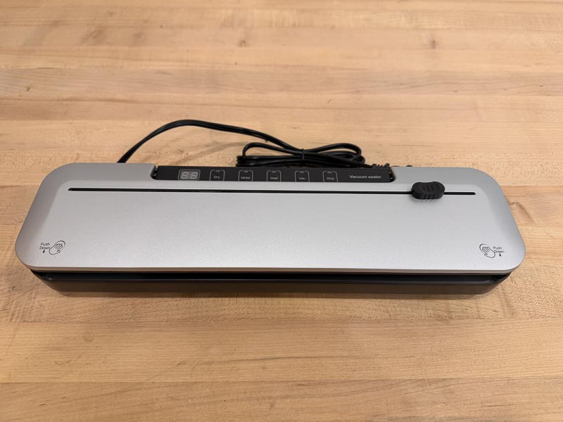 MZROT compact vacuum sealer