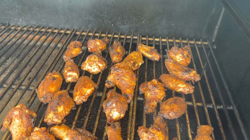 chicken wings cooked hot and fast on the Yoder YS640S