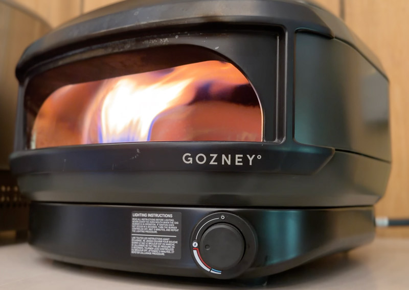 open flame heating element set to maximum temperature in the arc lite